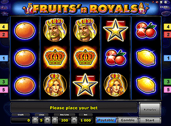 Fruits And Royals на зеркале клуба